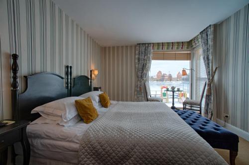 1 double bed