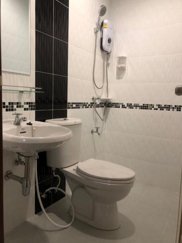 %name Tontalay Hotel 2 ชลบุรี