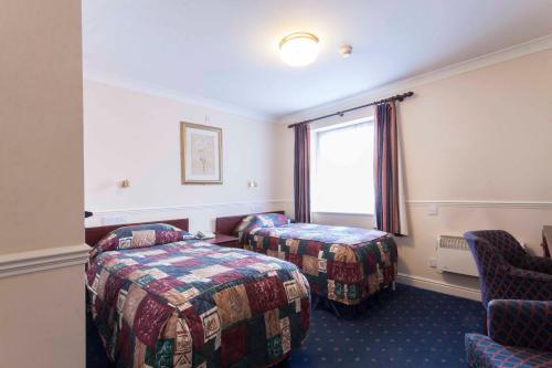 Roselawn Hotel - image 2