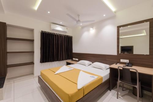 Hotel Karuna Residency