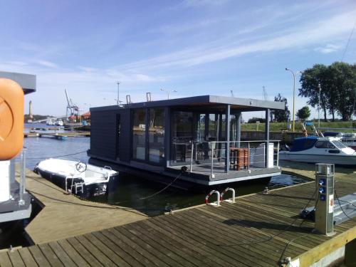 Houseboat Porta Mare III