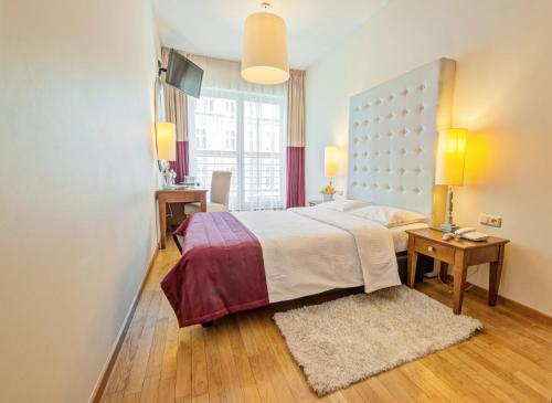 1 double bed