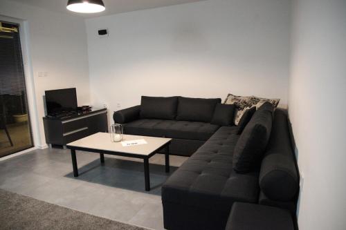 Villa Tikvesh Lake in Kavadarči