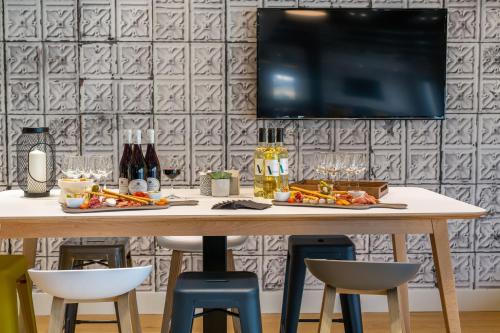 Közös társalgó / TV, Campanile Laval Nord in Laval