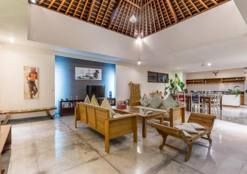 Villa Eight Senses