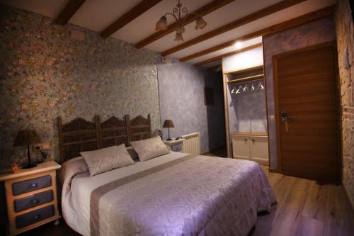 Posada de Peregrinos - image 2