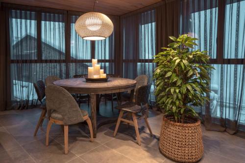 Restaurant, Hotel Naudi Boutique Adults only in Soldeu