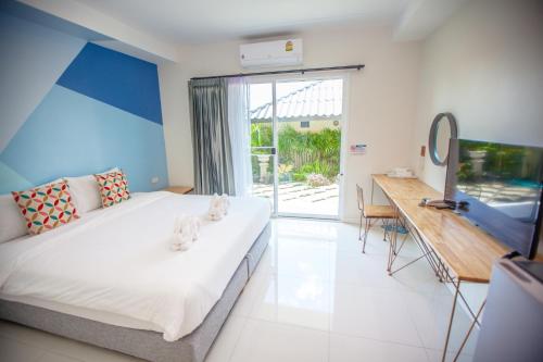 iRabbit Hotel Room Type - King Room with Garden View