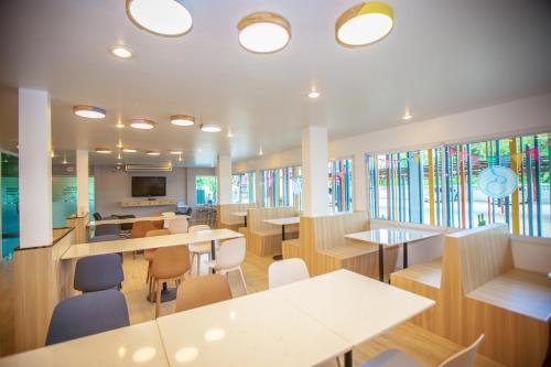 Restaurant, iRabbit Hotel in Prachinburi
