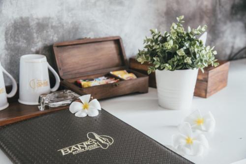 Ban's Avenue Guest House near Nang Yuan Island