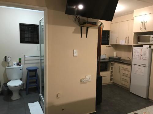 Twin/Double Room image 9