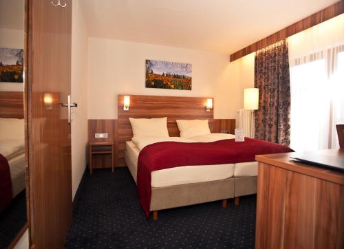 2 twin beds