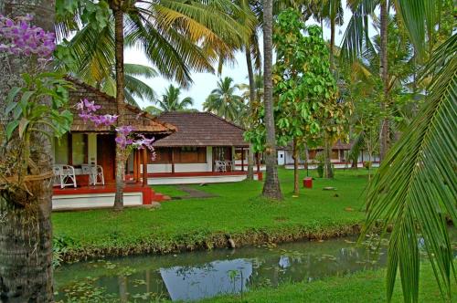 Coconut Lagoon Kumarakom- CGH Earth