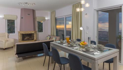  Villa Panorama malaxa, Unterkunft in Maláxa