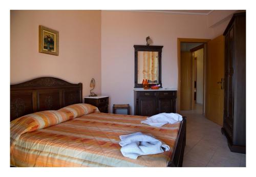 Alonissos beach villa 5 steps away from the sea - image 8