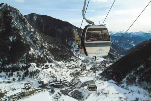 Tempat Menarik Berhampiran, Ski Station Apartments in Mas de Ribafeta
