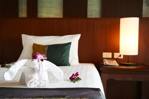 1 queen bed