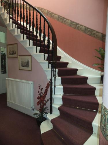 Menzies Guest House - image 12