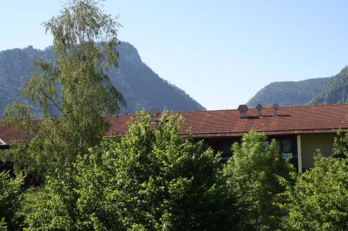 Chiemgau Appartements - image 2