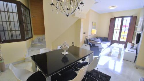 Living-Sevilla Apartments San Lorenzo - image 12