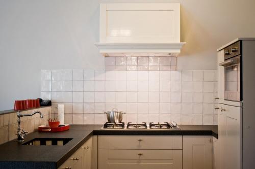 De Valkhoeve in Verspreide huizen Meren-De Gagel