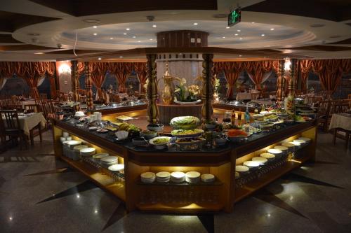 Food and beverages, Canary Beach Hotel Yanbu in Yanbu