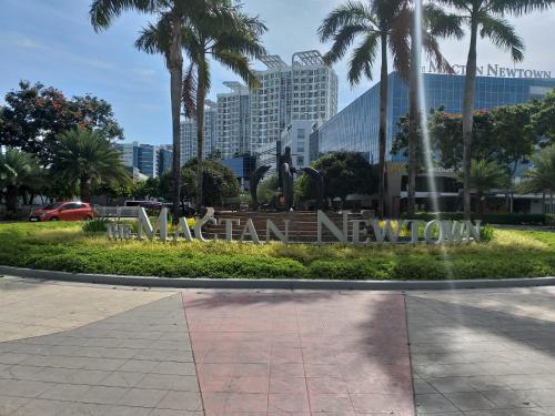 One Pacific Residence with Ocean View One Pacific Residence with Ocean View