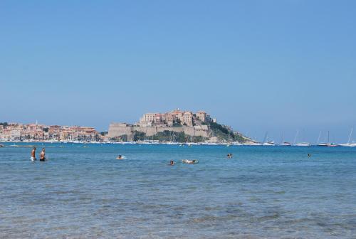 Apkārtne, Au pont de Tuarelli, Ludique, Galeria, Corse in Manso