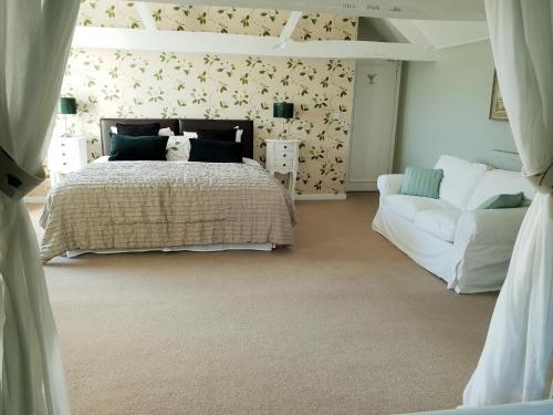 Orles Barn Hotel