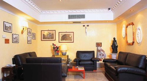Stromboli Hotel – Rome
