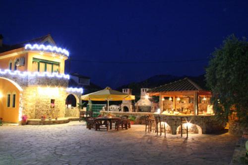 Kastro - image 3