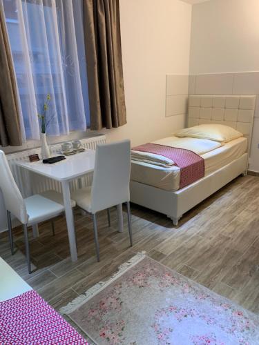 HR Hotel