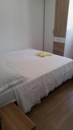  Apartment in Pašman with Seaview, Terrace, Air condition, WIFI (4664-2) in Pašman
