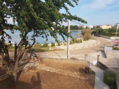  Apartment in Pašman with Seaview, Terrace, WIFI, Washing machine (4664-3) in Pašman