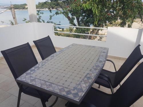  Studio apartment in Pašman with Seaview, Terrace, Air condition, WIFI (4664-1) in Pašman
