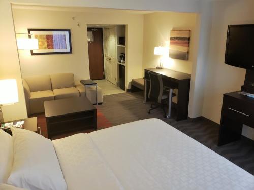 Holiday Inn Express Portland West/Hillsboro, an IHG Hotel