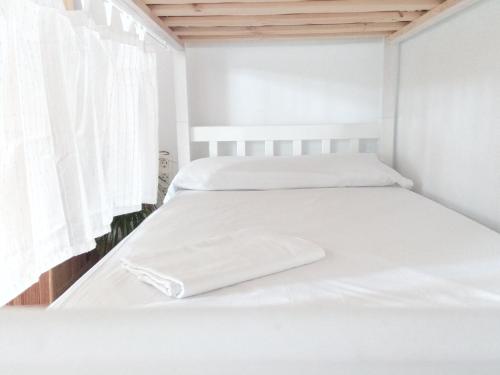 1 bunk bed