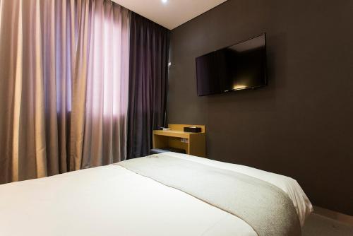 Vella Suite Hotel