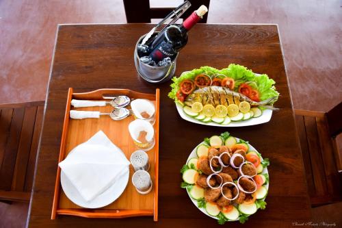 Food and beverages, Tenasi Beach Resort in Mirissa