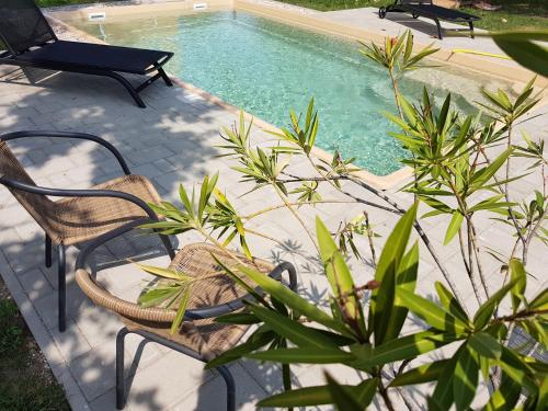 Swimming pool, Tarnoca Kuria in Sagvar