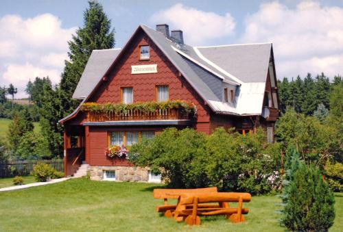 Ferienwohnung Hermsdorf im Erzgebirge ERZ 1101