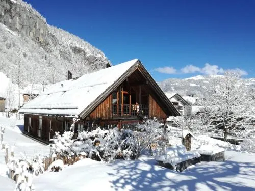 Haus am Wasserfall in Mellau, Österreich