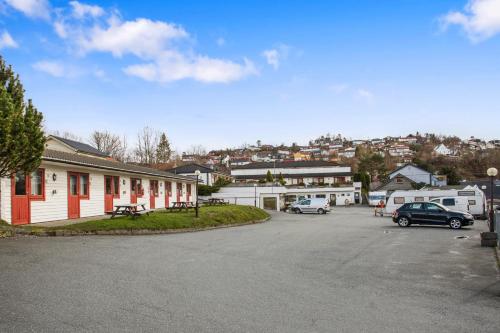 Midttun Motell & Camping AS - Accommodation - Bergen