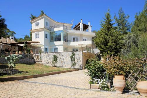 AK VILLA gîte à louer Kinéta