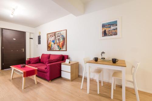  Downtown urban apartment for 4 people in Plaka, Pension in Athen