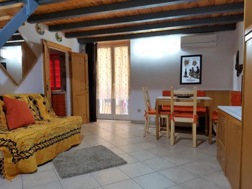  Lina's 1st Floor, Unterkunft in Gaeta