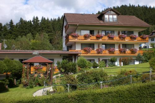 B&B Warmensteinach - Pension Brix - Bed and Breakfast Warmensteinach