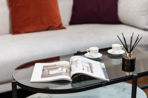 Apartments Monte Carlo Warsaw by Renters - image 10