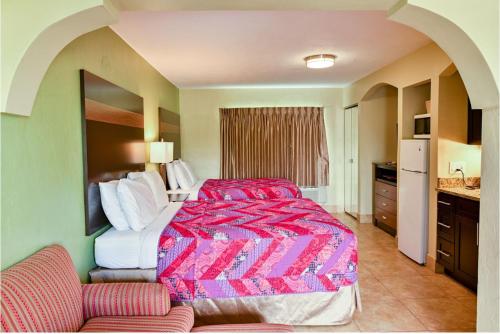 Oceans Beach Resort & Suites - image 13