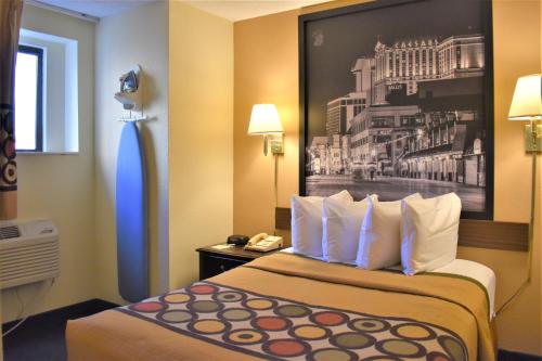 room detail thumbnail 0